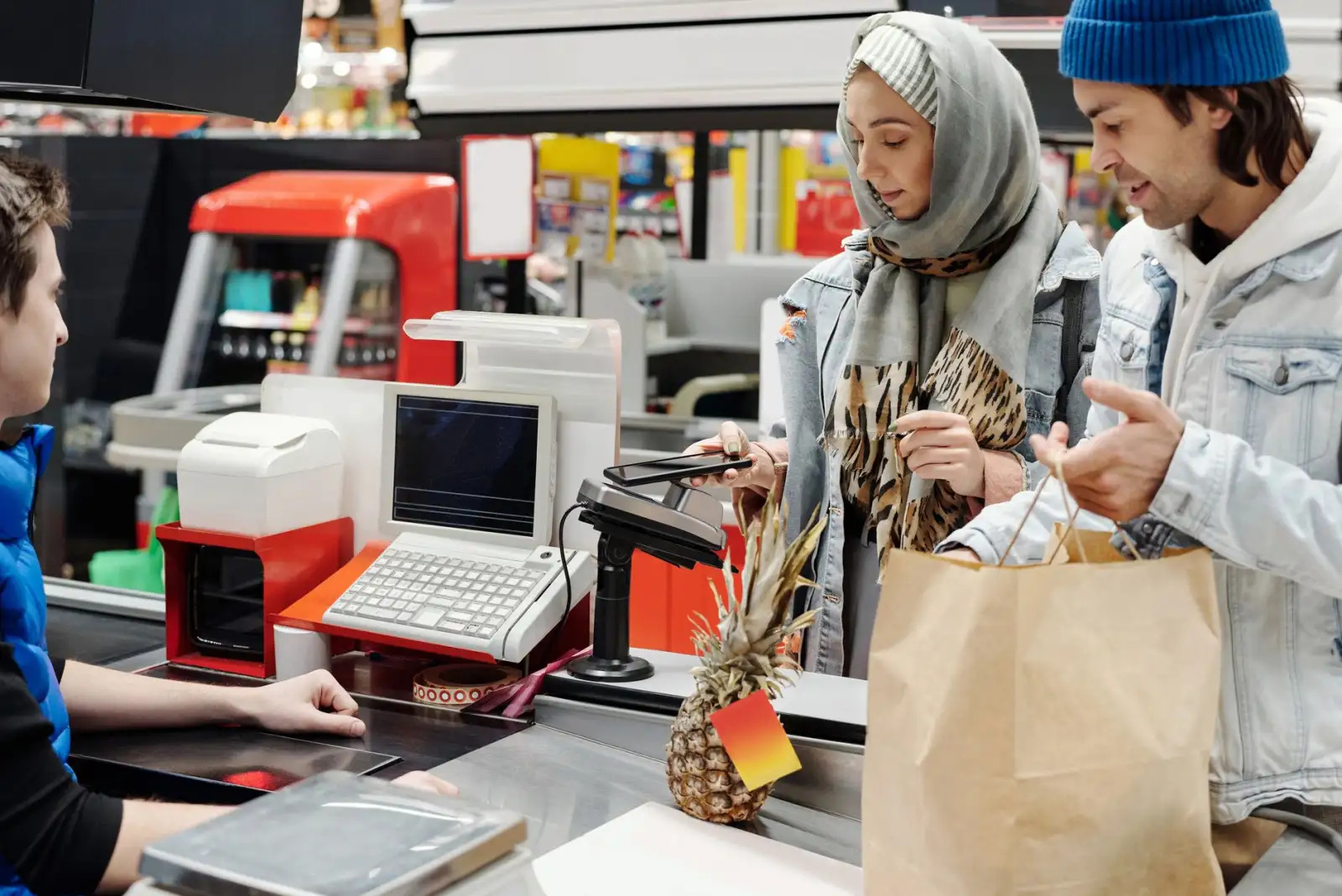 2025零售门店硬件选型指南：收银一体机与条码秤配置要点正文配图 1