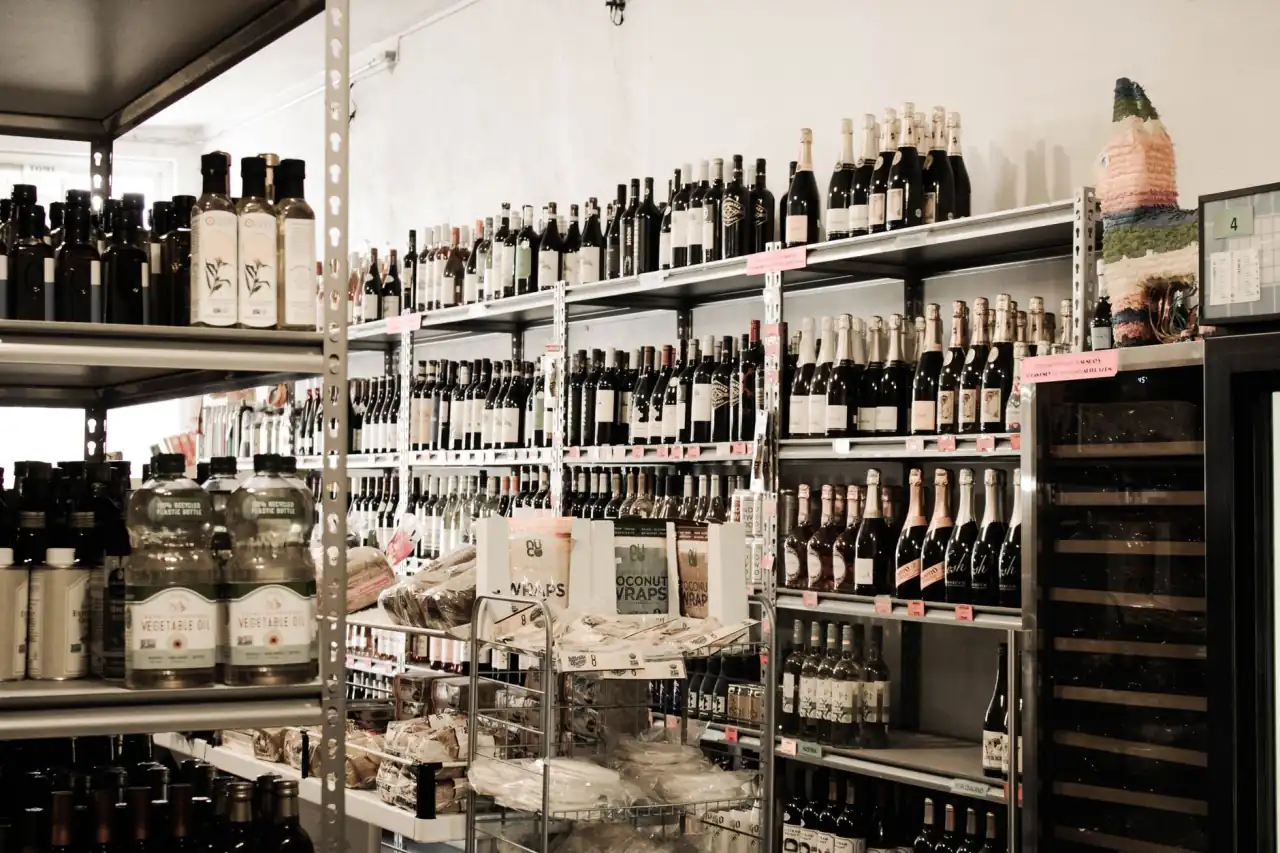收银一体机与条码秤选购要点：基于门店业态的硬件配置建议